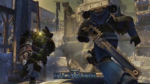 11107-warhammer-40-000-space-marine-6